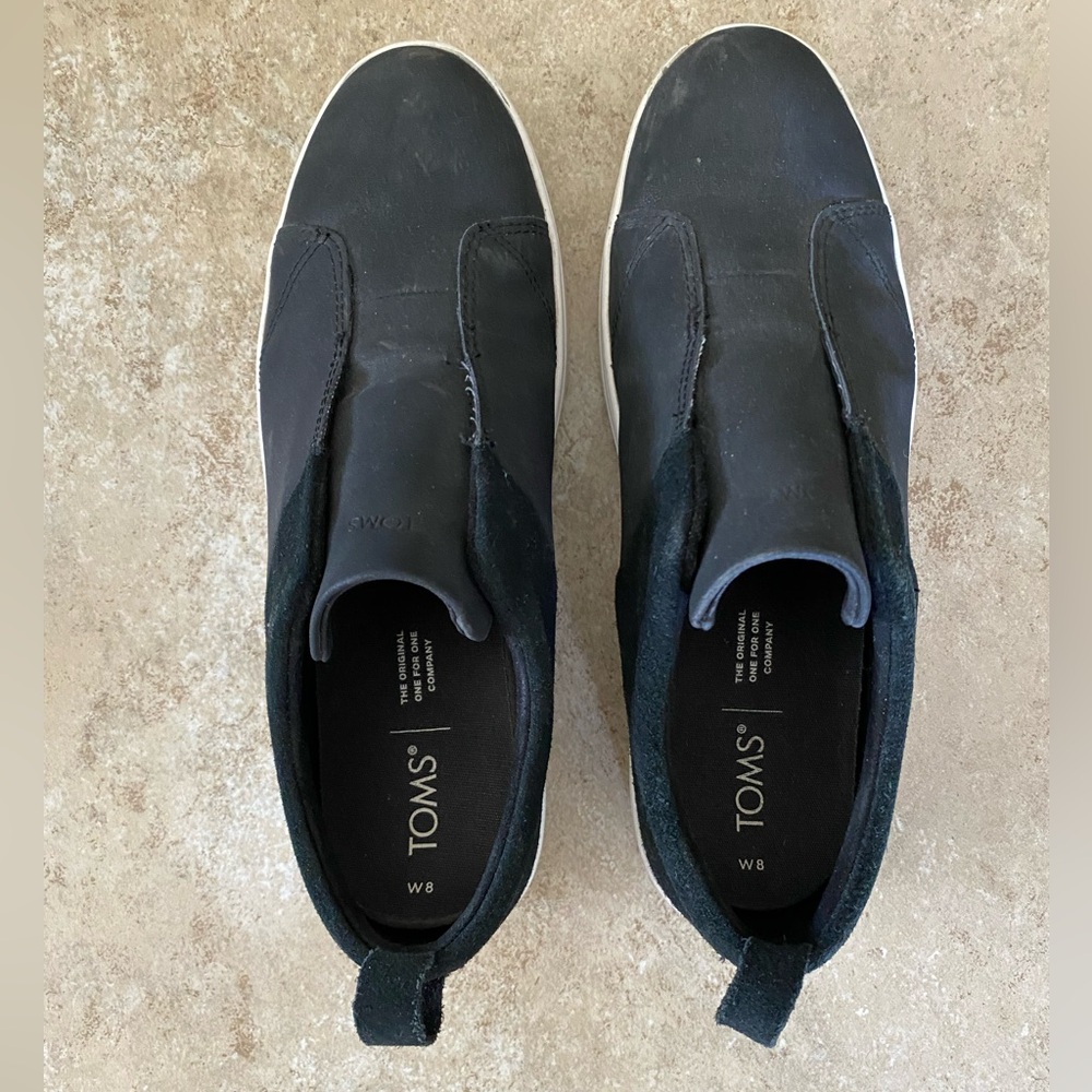 TOMS Women’s Black Slip-On Shoes